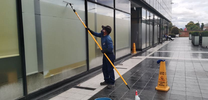 Personal de Misión Servir en grandes superficies